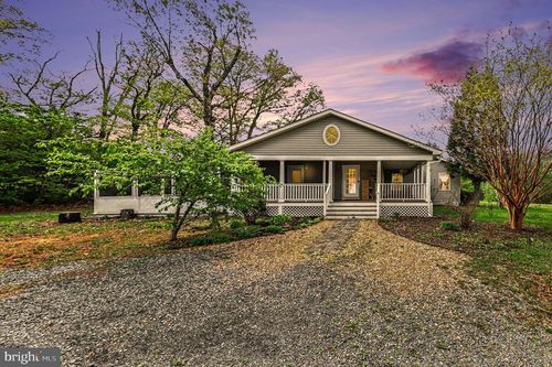 1564 Perry Rd, WINCHESTER, VA, 22602-2921 | Card Image