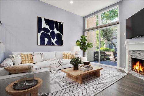 176-9000 Vanalden Ave, Northridge, CA, 91324 | Card Image