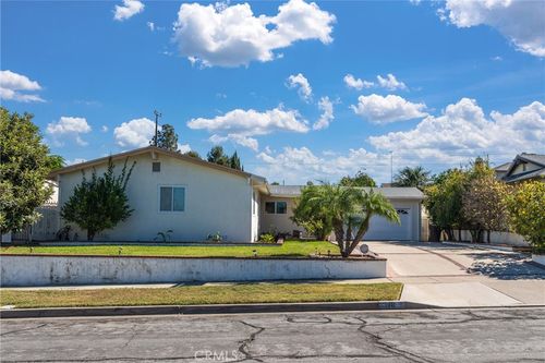 216 N Kennebec Dr, Anaheim, CA, 92807-2708 | Card Image