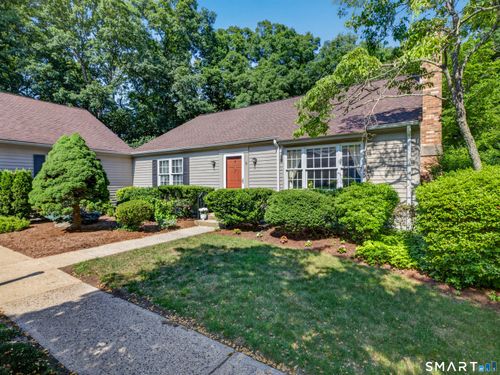 6-6 Essex Ln, Madison, CT, 06443-3353 | Card Image