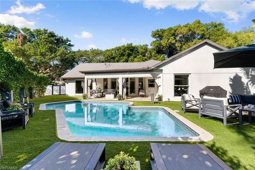 2570 Crayton Rd, Naples, FL, 34103-4020 | Card Image