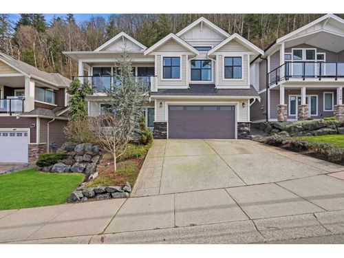 47254 Sylvan Dr, Chilliwack, BC, V2R0R8 | Card Image