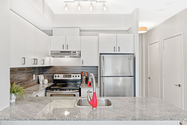 804 - 1 Cole St, Condo with 2 bedrooms, 1 bathrooms and 1 parking in Toronto ON | Image 9