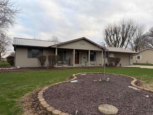 1118 W Water St, Berne, IN, 46711-1345 | Card Image