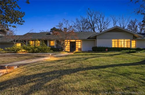 4123 Victor Ct, Tulsa, OK, 74105-4230 | Card Image