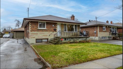 main-203 Cromwell Ave, Oshawa, ON, L1J4T7 | Card Image