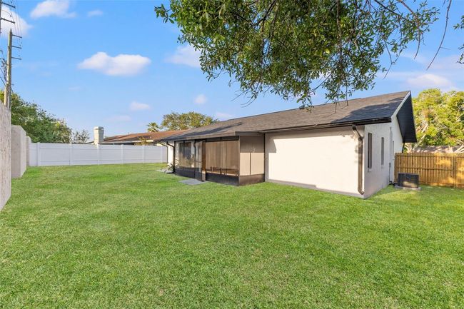 1052 Concord Dr W, House other with 3 bedrooms, 2 bathrooms and null parking in Dunedin FL | Image 28