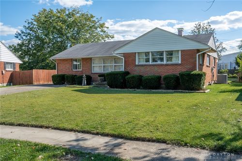 3736 Valleywood Dr, Kettering, OH, 45429-4304 | Card Image