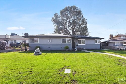 1513 University Ave, Bakersfield, CA, 93305-1524 | Card Image