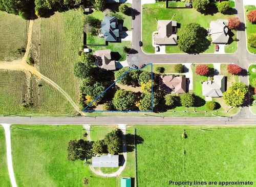 3 Remington Dr, Monett, MO, 65708-9196 | Card Image