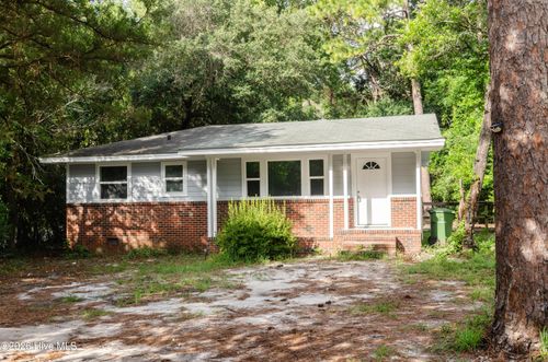 626 S Kerr Ave, Wilmington, NC, 28403-8422 | Card Image