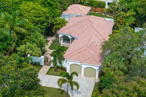 1107 Periwinkle Ln, Delray Beach, FL, 33444-2978 | Card Image