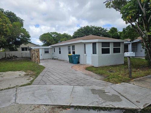 228 Nw 13th Ct, Dania Beach, FL, 33004-2613 | Card Image