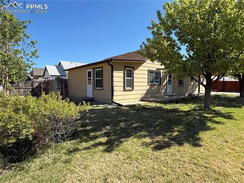 711 S 3rd St, Lamar, CO, 81052-3411 | Card Image