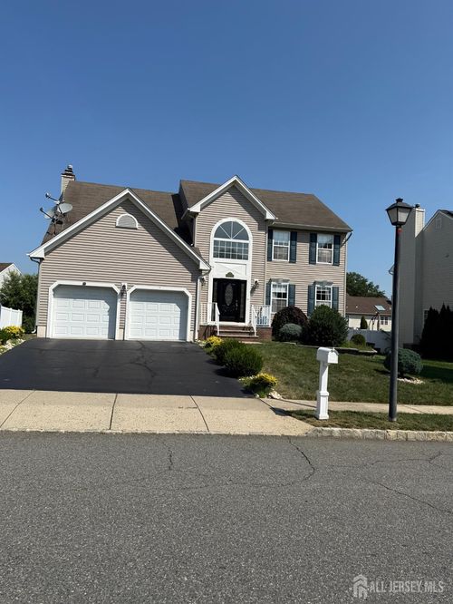 33 Constitution Way, South River, NJ, 08882-2589 | Card Image