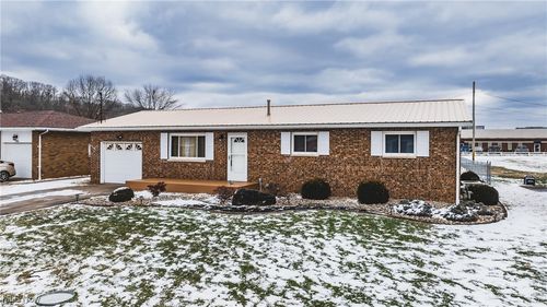 702 Donna Drive, Belpre, OH, 45714 | Card Image