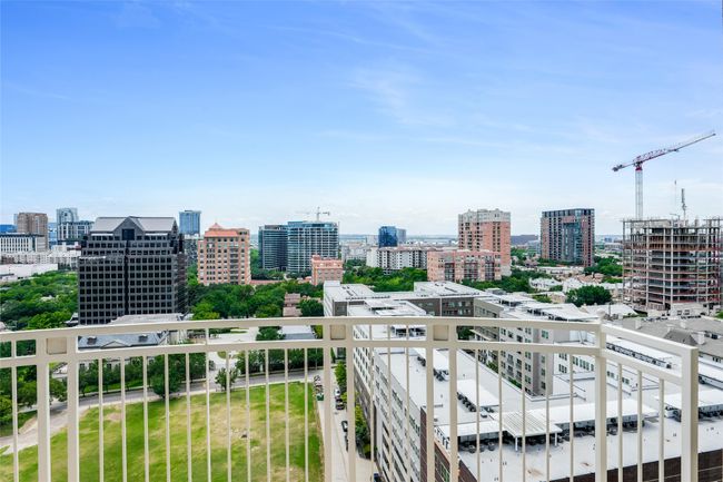 City view | Image 29
