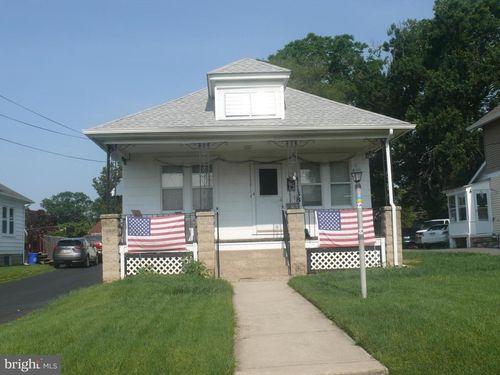 138 W Elbon Rd, BROOKHAVEN, PA, 19015-3125 | Card Image