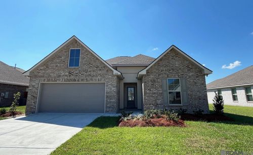 1606 Old Tucson Ave, Zachary, LA, 70791-2383 | Card Image