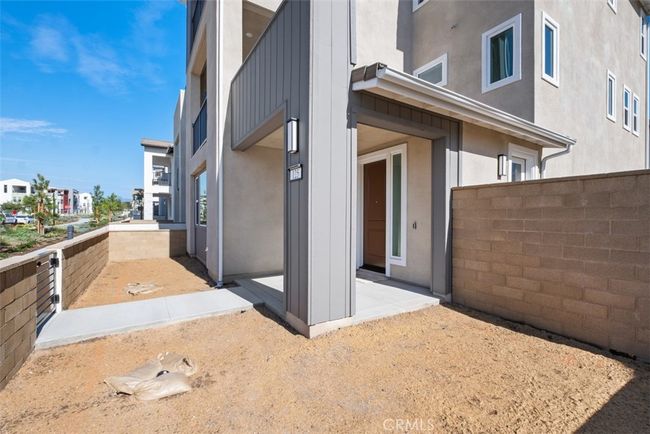 125 Seep, Condo with 4 bedrooms, 4 bathrooms and 2 parking in Irvine CA | Image 4