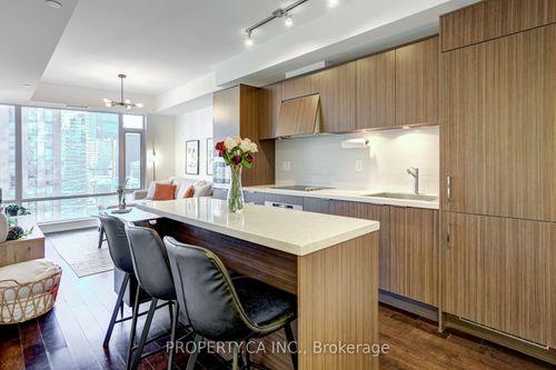 1908-21 Widmer St, Toronto, ON, M5V0B8 | Card Image