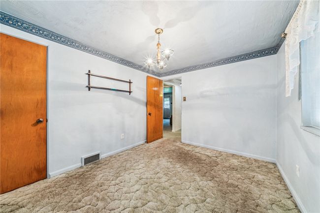 414 Mary St, House other with 2 bedrooms, 1 bathrooms and null parking in Jeannette PA | Image 7