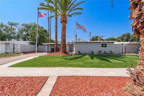 8235 Coleman St, Riverside, CA, 92504-3107 | Card Image