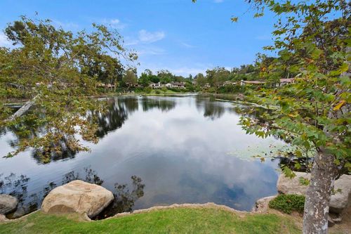 1 Lake Helix Dr, La Mesa, CA, 91941-4434 | Card Image