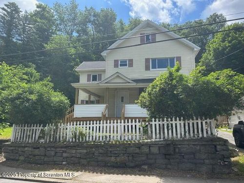 86 Pike St, Carbondale, PA, 18407-2752 | Card Image