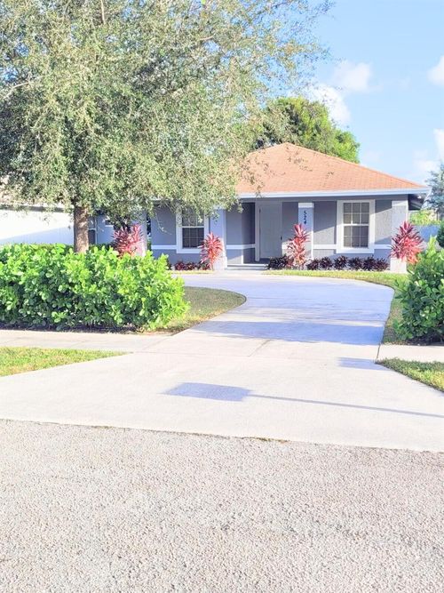524 Southridge Rd, Delray Beach, FL, 33444-2202 | Card Image