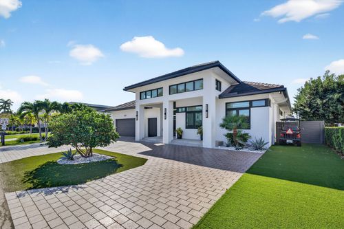 520 Golden Harbour Dr, Boca Raton, FL, 33432-2942 | Card Image