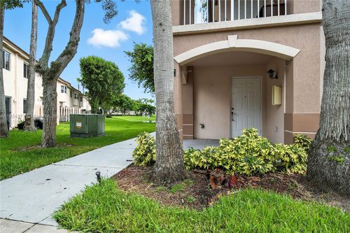 unit-101-1270 Se 26th St, Homestead, FL, 33035-2311 | Card Image