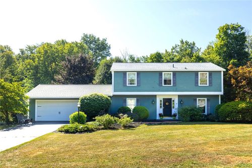 45 Deer Creek Rd, Pittsford, NY, 14534-4152 | Card Image