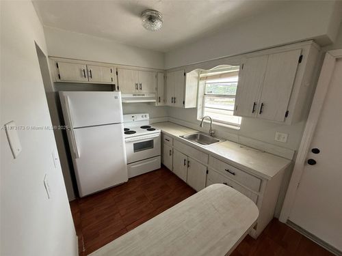 apt-206a-7401 Pines Blvd, Pembroke Pines, FL, 33024-7202 | Card Image