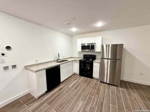 648 Monticello Ct, San Antonio, TX, 78223-2106 | Card Image