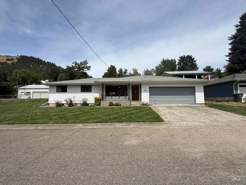 207 State St, Juliaetta, ID, 83535-6103 | Card Image