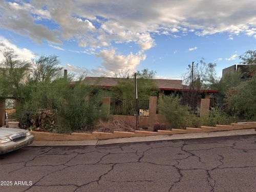 939 W Mercer Ln, Phoenix, AZ, 85029-5123 | Card Image