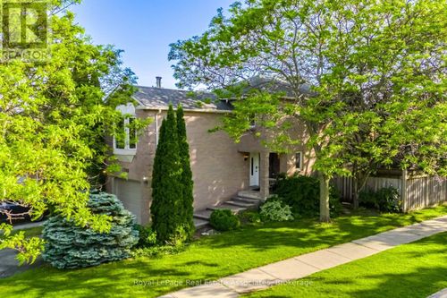1308 Valerie Cres, Oakville, ON, L6J7E2 | Card Image