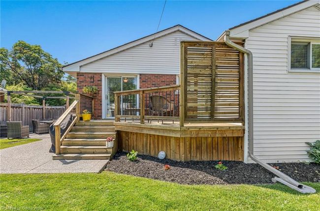 63 W 25 Th St, House other with 4 bedrooms, 1 bathrooms and 4 parking in Hamilton ON | Image 40