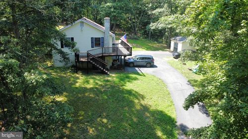 628 Dunham Dr, HEDGESVILLE, WV, 25427-3564 | Card Image