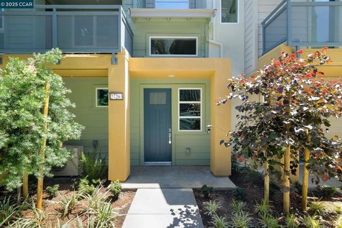 27263 Lumina Ct, Hayward, CA, 94544-4161 | Card Image