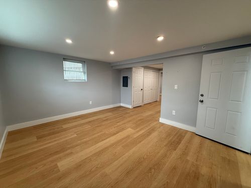 6-896 Broadway, Revere, MA, 02151-6151 | Card Image