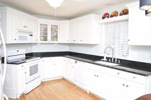 38n-N21W24305 Cumberland Drive, Pewaukee, WI, 53072 | Card Image