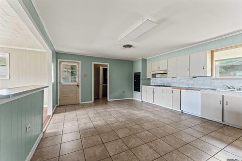 314 Vatican Dr, Donaldsonville, LA, 70346-4016 | Card Image