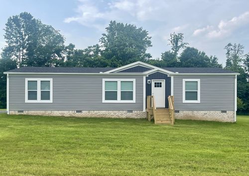 324 Pointe Ln, Lafayette, TN, 37083-3194 | Card Image