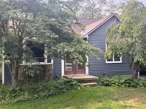 192 Yellow Creek Rd, Harmony, PA, 16037-7910 | Card Image