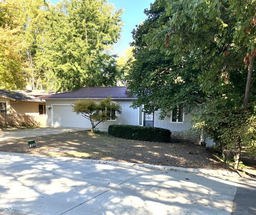 720 Maplewood Ave, Anderson, IN, 46012-3029 | Card Image