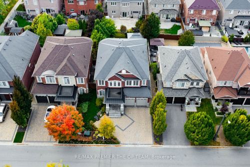 226 Via Borghese St, Woodbridge, ON, L4H0Y6 | Card Image