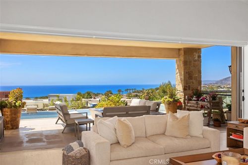 35 Shoreline Dr, Dana Point, CA, 92629-2726 | Card Image
