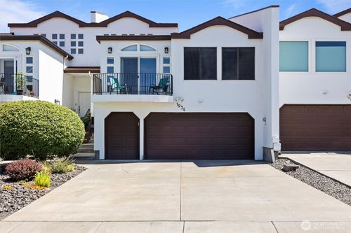 1934 Fairway Dr, Richland, WA, 99352-9203 | Card Image